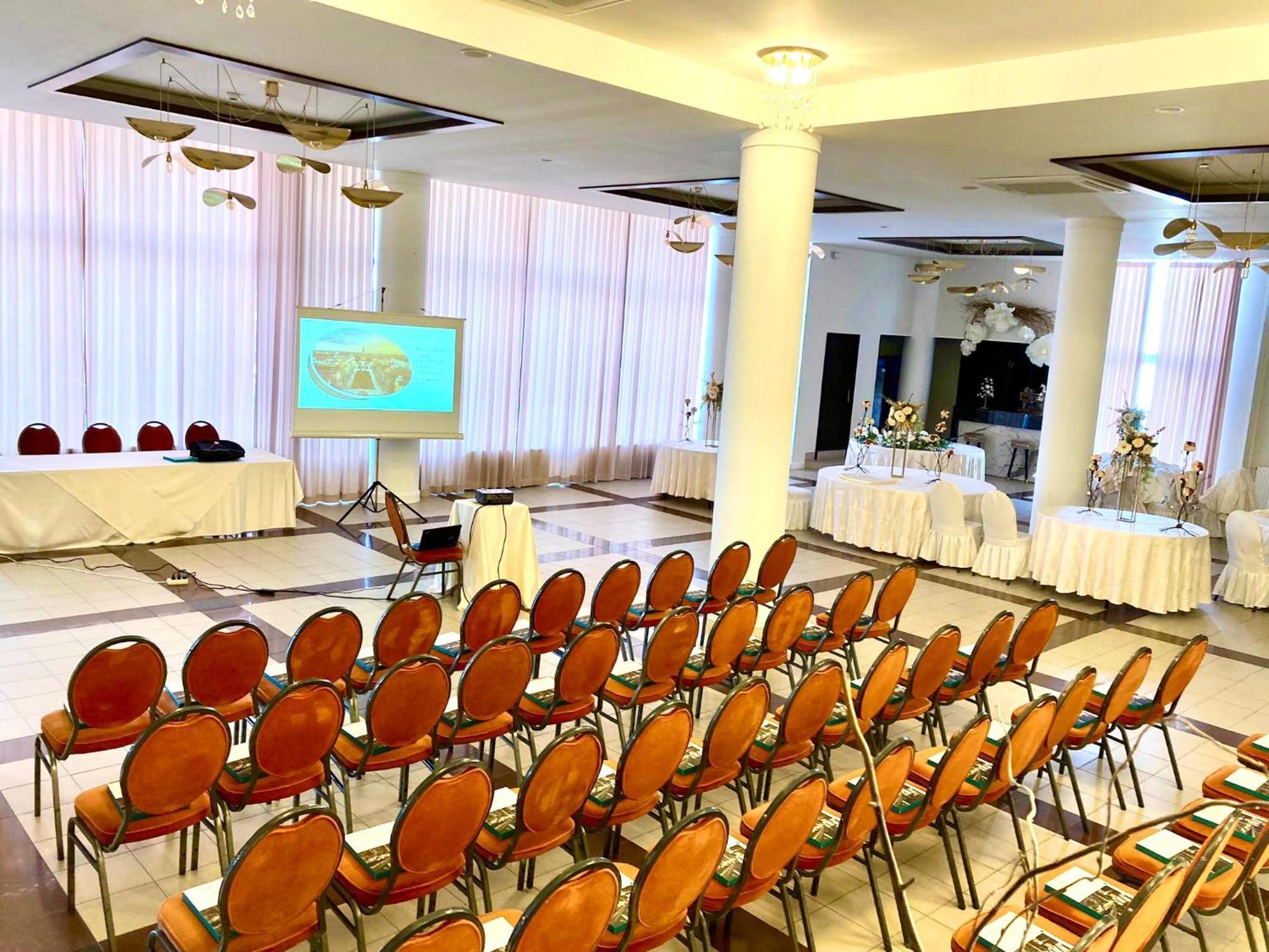 Hotel Aurelia Tesöld Kültér fotó