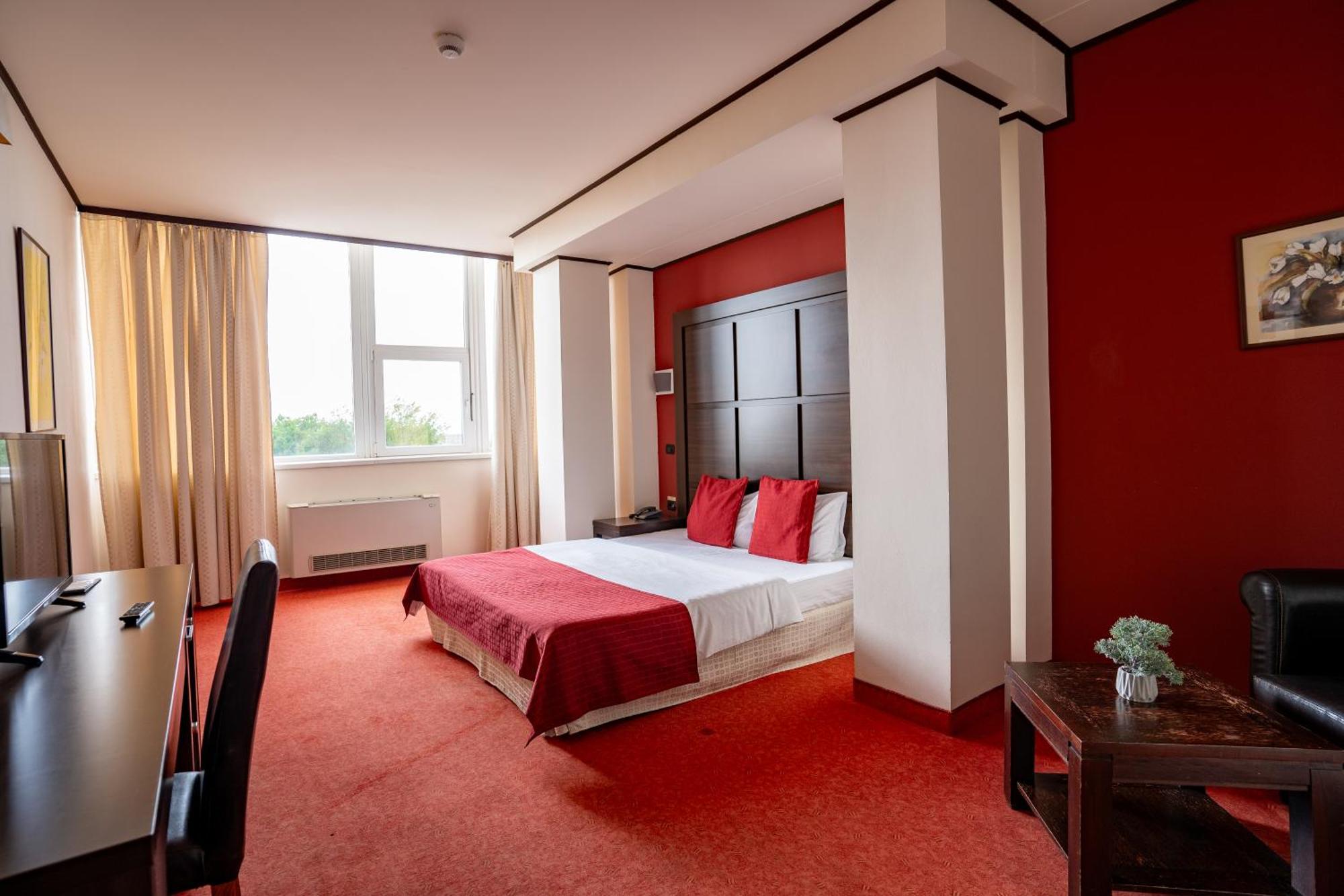 Hotel Aurelia Tesöld Kültér fotó