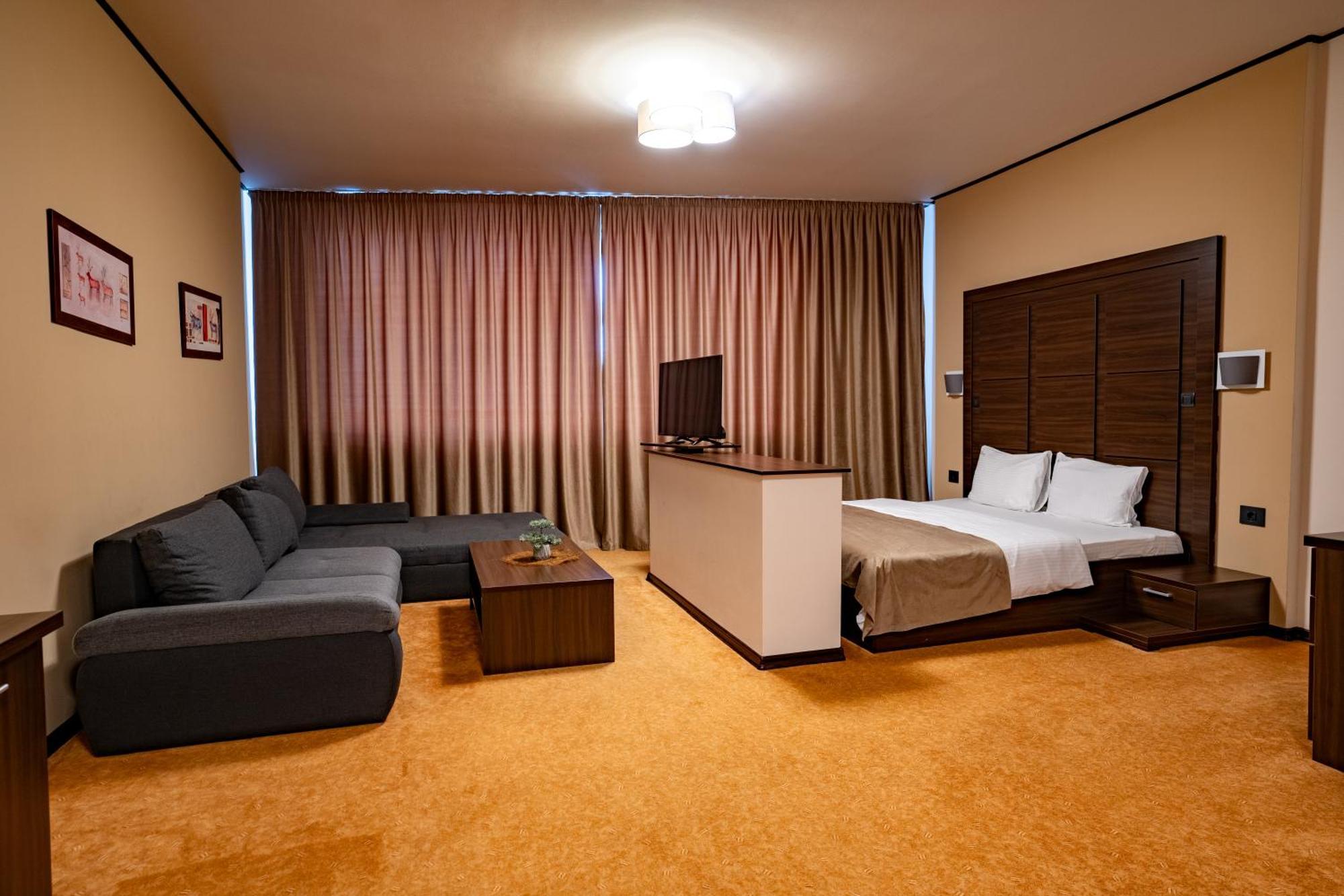 Hotel Aurelia Tesöld Kültér fotó