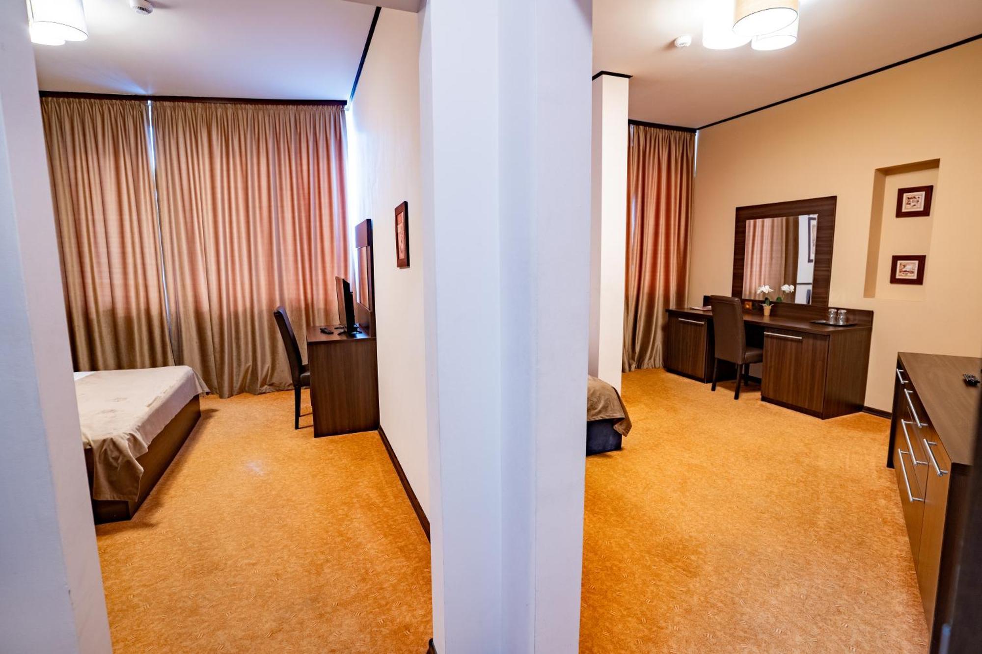 Hotel Aurelia Tesöld Kültér fotó