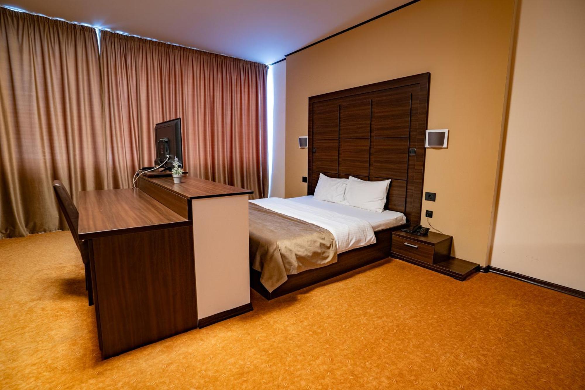 Hotel Aurelia Tesöld Kültér fotó