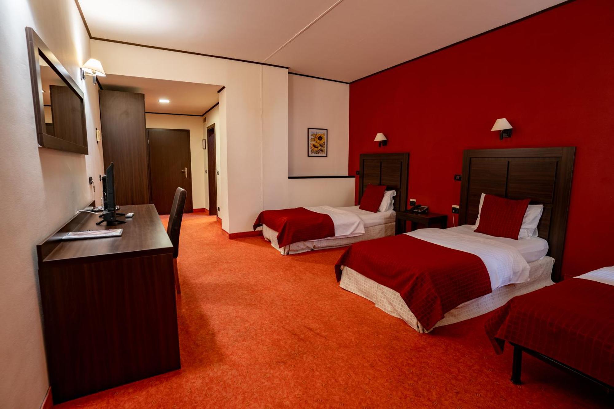 Hotel Aurelia Tesöld Kültér fotó
